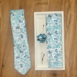 Light Blue Floral Tie Set with Lapel Pin